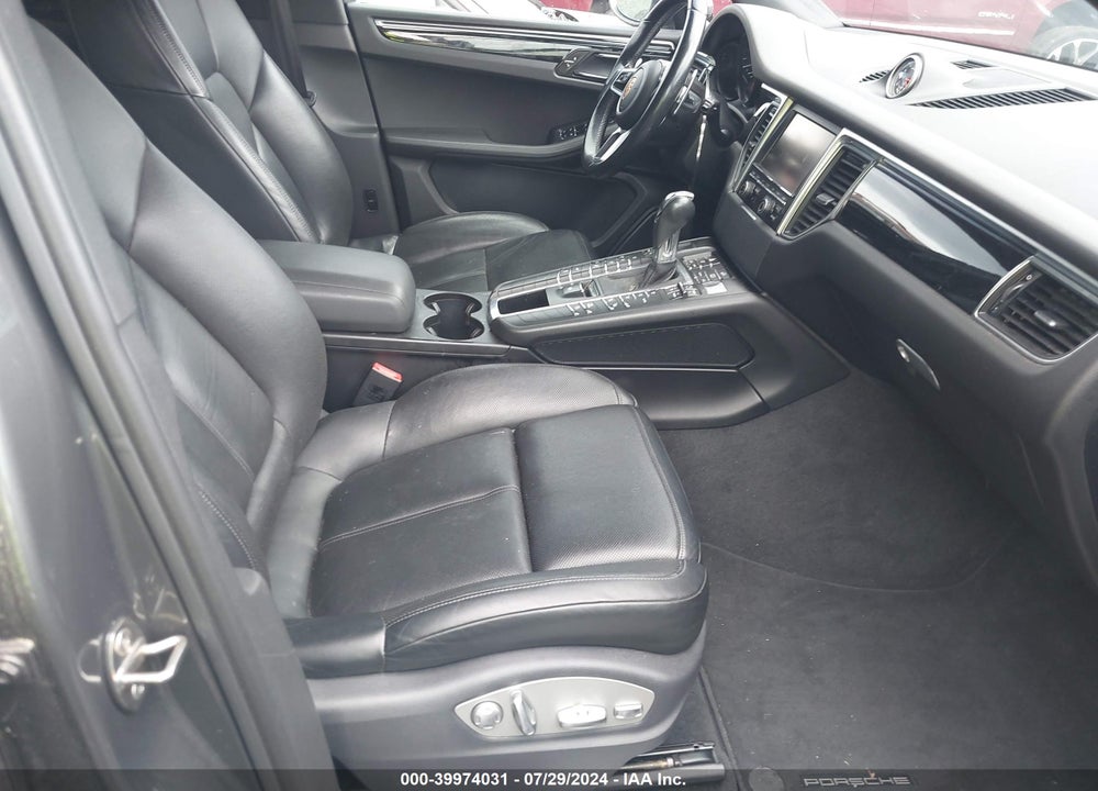 2015 PORSCHE MACAN S VIN: WP1AB2A53FLB58195