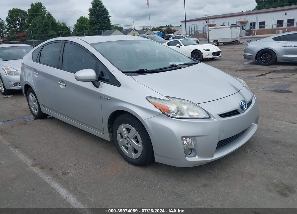 2011 TOYOTA PRIUS TWO VIN: JTDKN3DU3B1367142