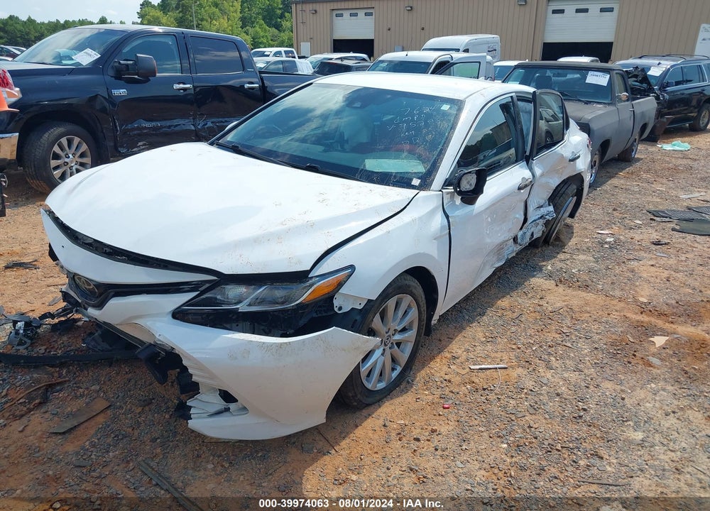 2019 TOYOTA CAMRY LE VIN: 4T1B11HKXKU752989