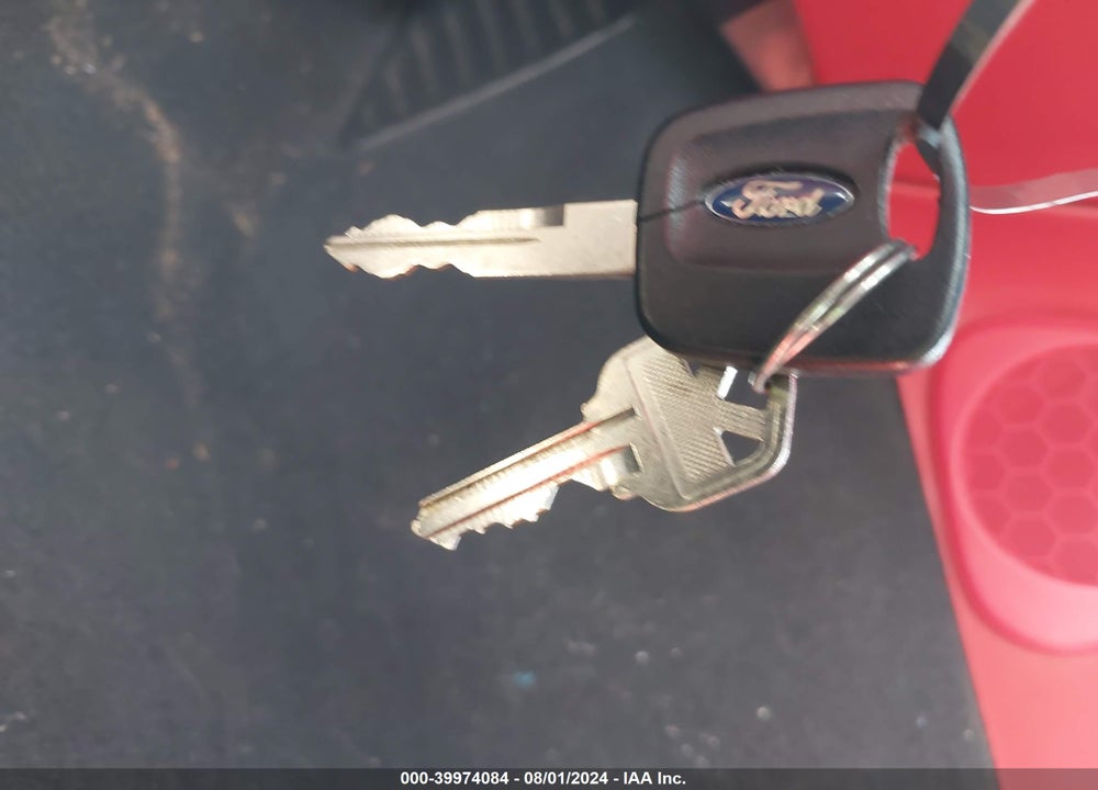 2002 FORD THUNDERBIRD VIN: 1FAHP60A82Y122738