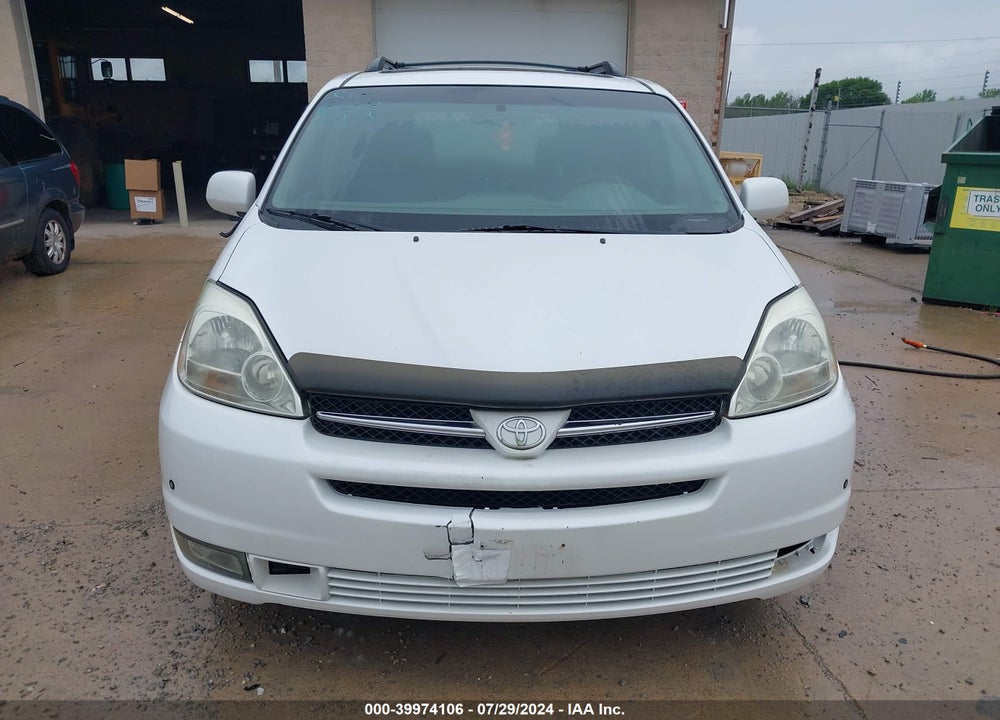 2004 TOYOTA SIENNA XLE LIMITED VIN: 5TDBA22C04S012760