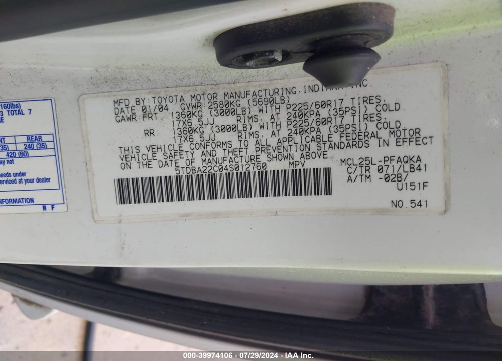 2004 TOYOTA SIENNA XLE LIMITED VIN: 5TDBA22C04S012760