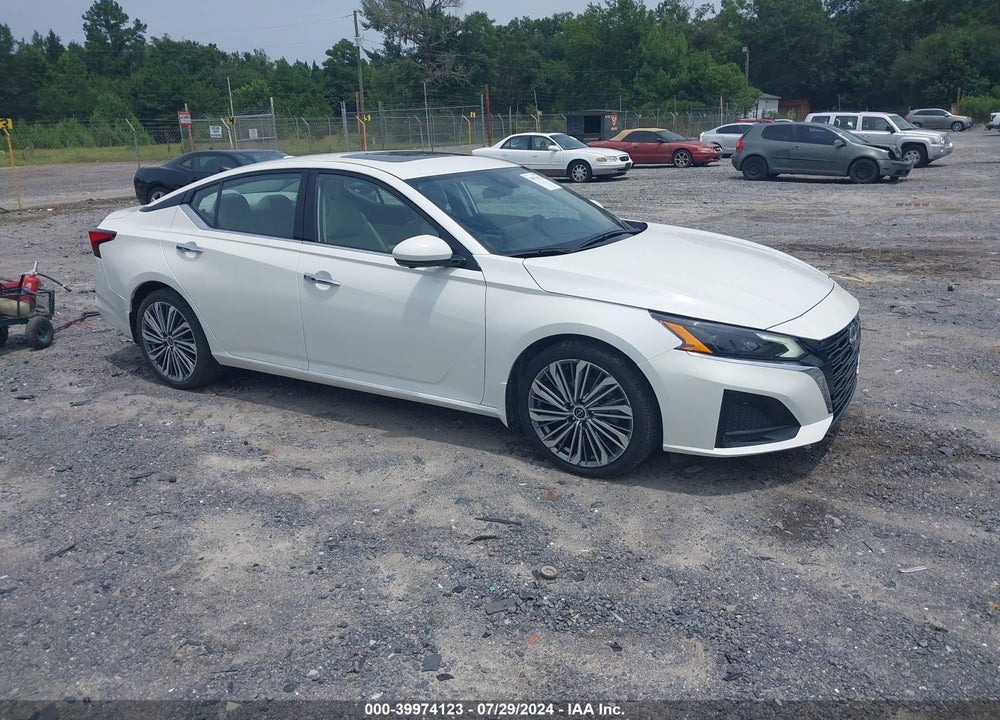 2023 NISSAN ALTIMA SL FWD VIN: 1N4BL4EV8PN413394