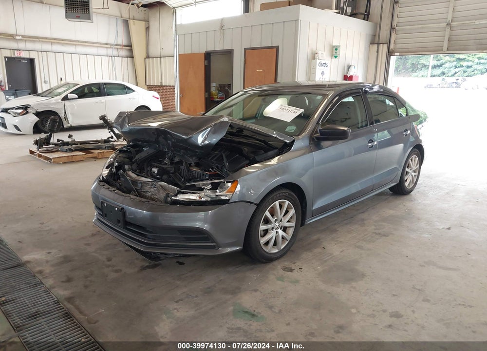 2015 VOLKSWAGEN JETTA 1.8T SE VIN: 3VWD17AJ0FM249285