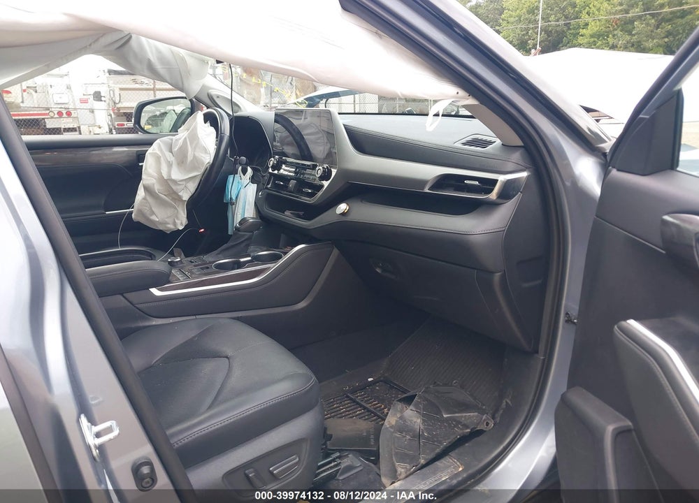 2021 TOYOTA HIGHLANDER PLATINUM VIN: 5TDFZRBH0MS098506