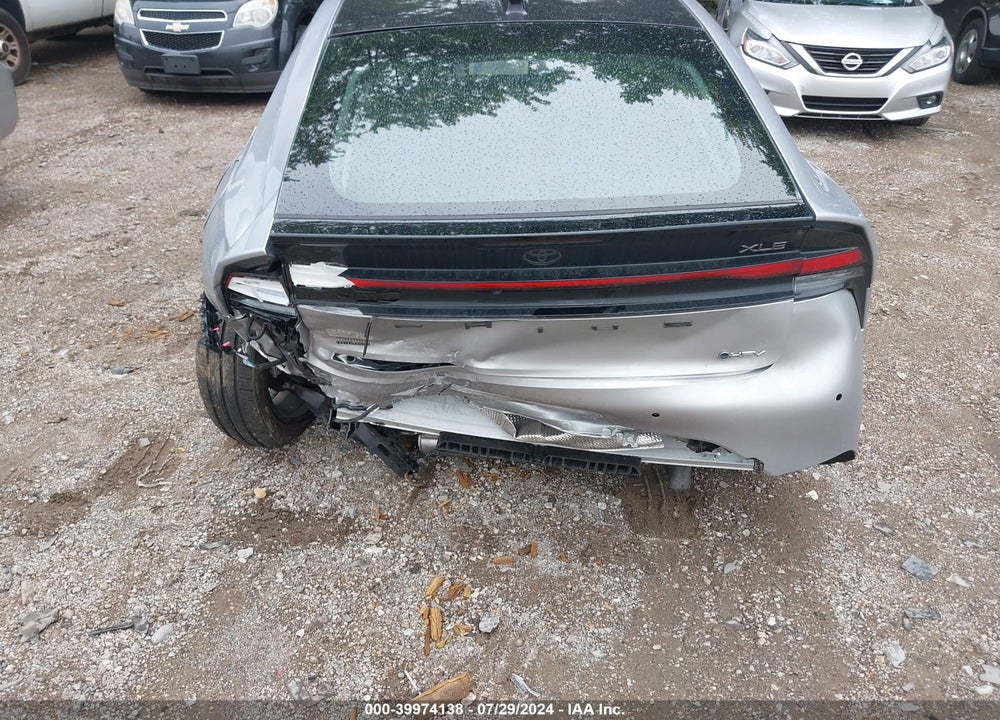 2024 TOYOTA PRIUS XLE AWD-E VIN: JTDADABU8R3007515