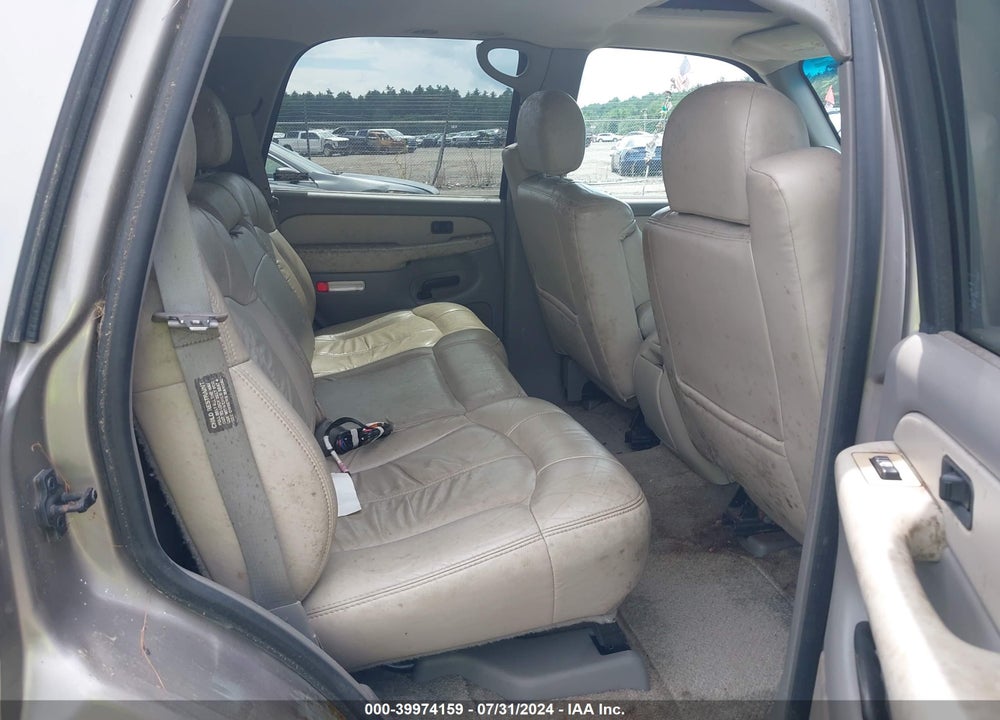 2001 CHEVROLET TAHOE LS VIN: 1GNEK13T71J181810