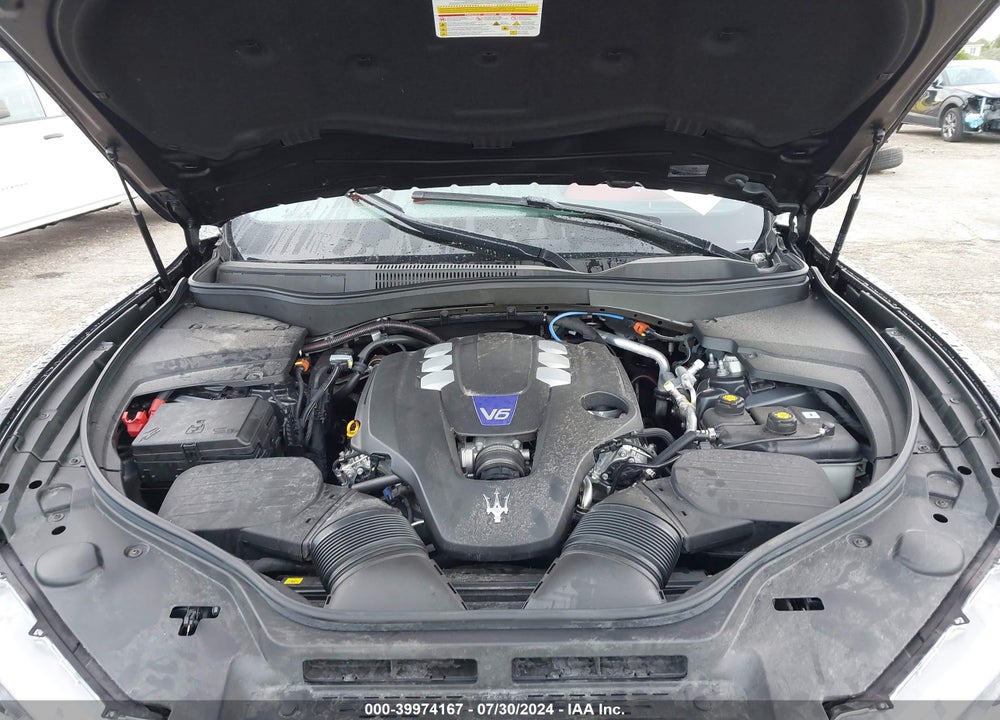 2023 MASERATI LEVANTE MODENA VIN: ZN661YUM7PX428733