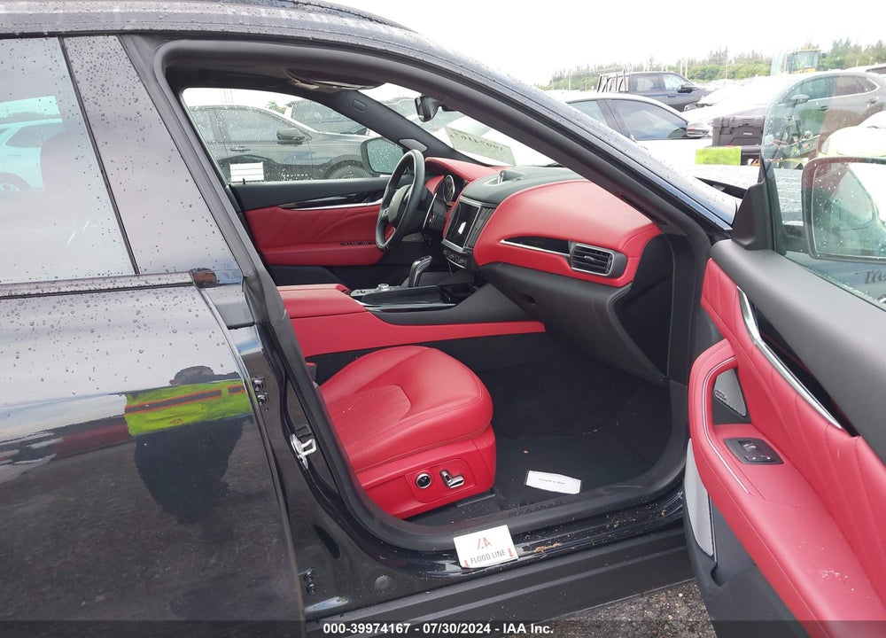 2023 MASERATI LEVANTE MODENA VIN: ZN661YUM7PX428733