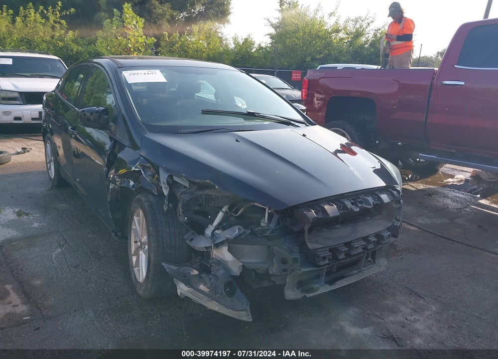 2016 FORD FOCUS SE VIN: 1FADP3F24GL245695