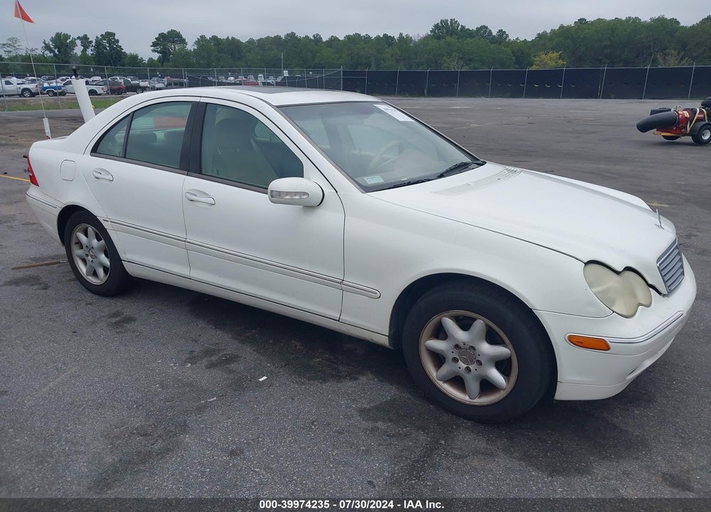 2003 MERCEDES-BENZ C 240 VIN: WDBRF61J63F305020