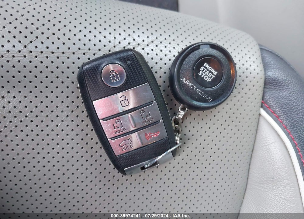 2015 KIA SEDONA SX VIN: KNDMC5C11F6019575