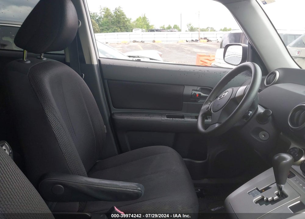 2009 SCION XB VIN: JTLKE50E591073072