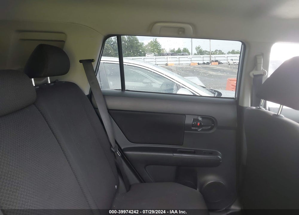 2009 SCION XB VIN: JTLKE50E591073072