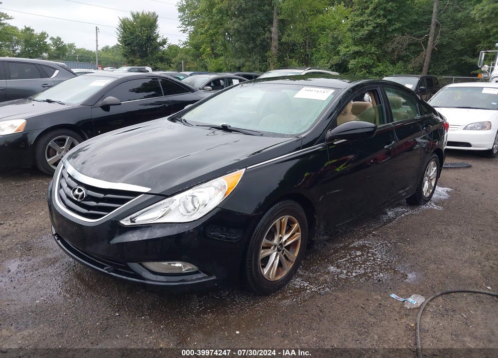 2013 HYUNDAI SONATA GLS VIN: 5NPEB4AC0DH554180