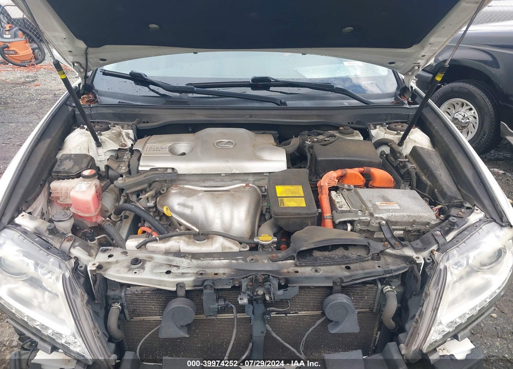2014 LEXUS ES 300H VIN: JTHBW1GG4E2072166