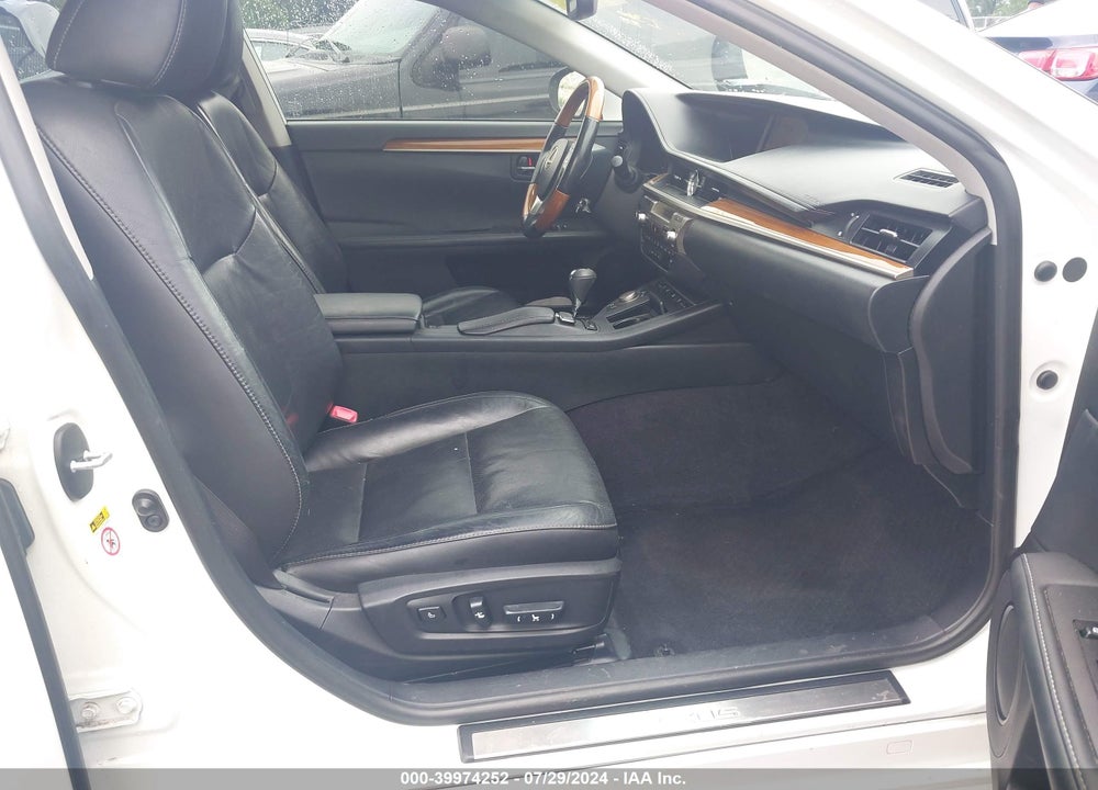 2014 LEXUS ES 300H VIN: JTHBW1GG4E2072166