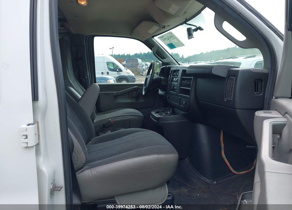 2018 GMC SAVANA 2500 WORK VAN VIN: 1GTW7AFG6J1910652