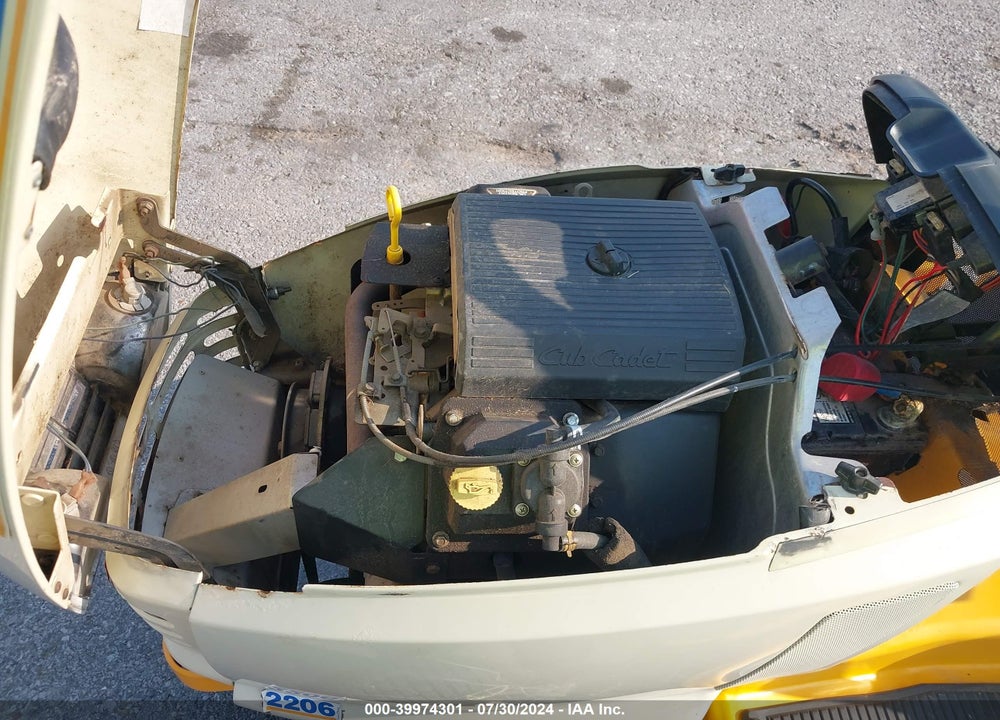 2000 CUBCADET RZT50 VIN: 220613A298M100