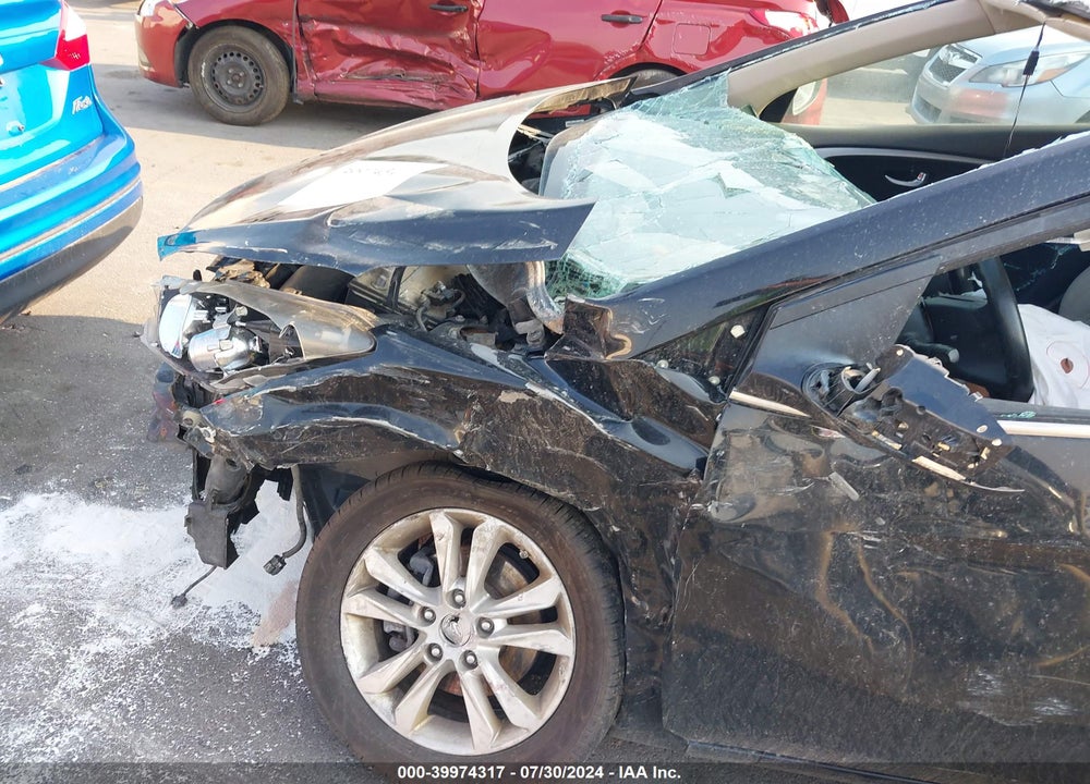 2013 HYUNDAI ELANTRA GT VIN: KMHD35LE8DU058316
