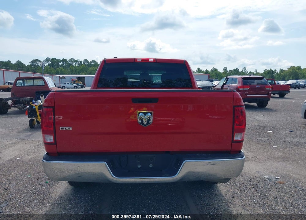 2022 RAM 1500 CLASSIC SLT 4X2 5'7 BOX VIN: 1C6RR6LG7NS203642