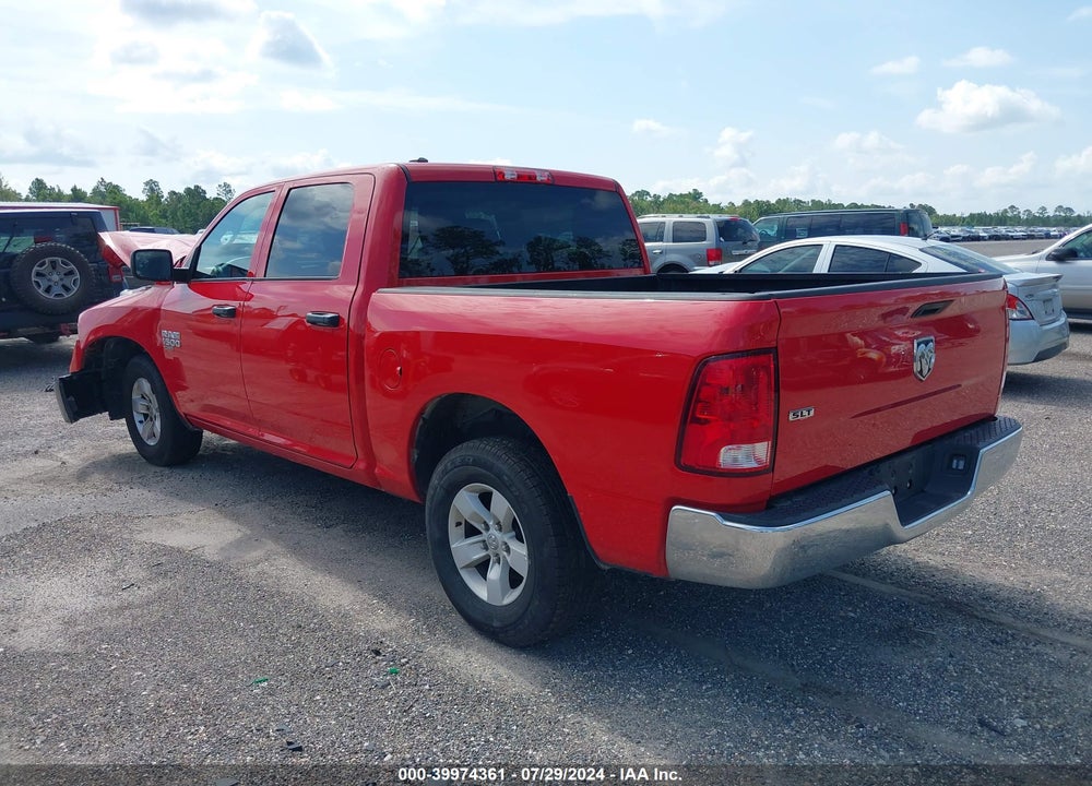 2022 RAM 1500 CLASSIC SLT 4X2 5'7 BOX VIN: 1C6RR6LG7NS203642