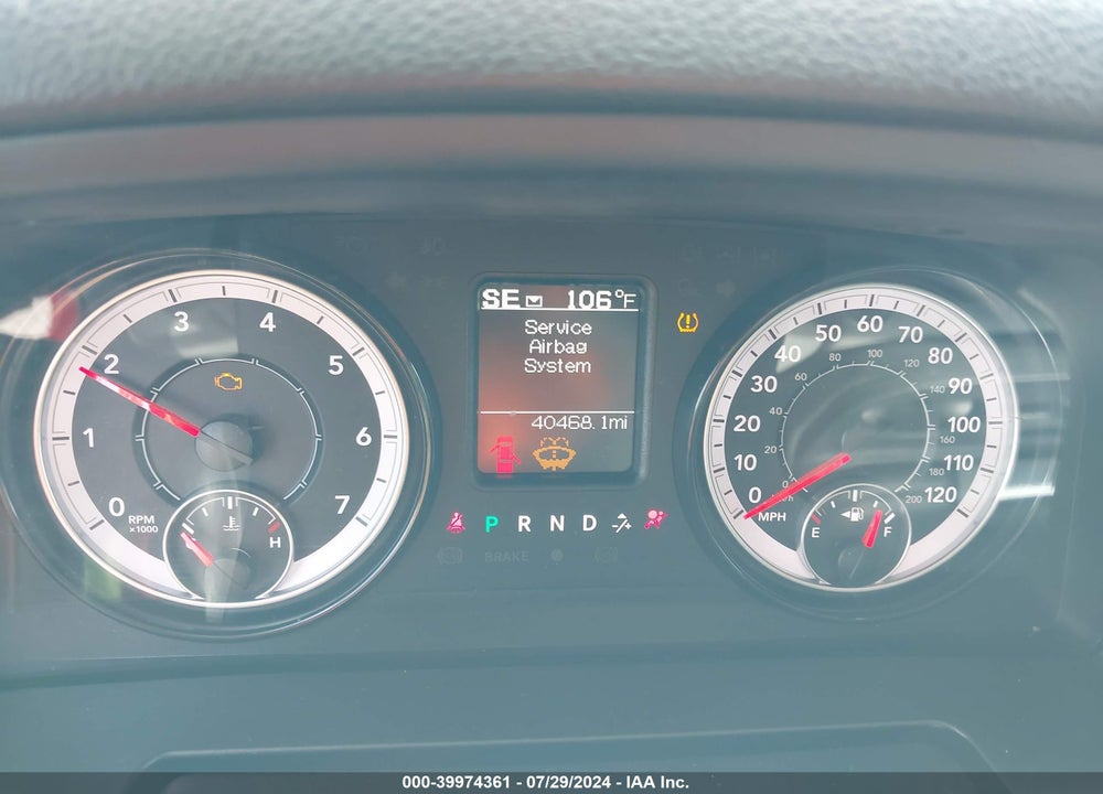 2022 RAM 1500 CLASSIC SLT 4X2 5'7 BOX VIN: 1C6RR6LG7NS203642