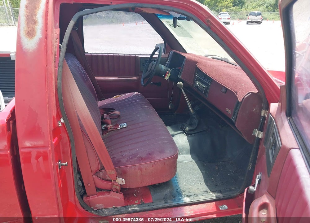 1988 GMC S TRUCK S15 VIN: 1GTBS14EXJ8519302