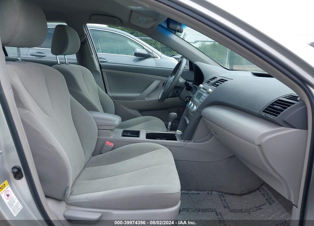 2008 TOYOTA CAMRY LE VIN: 4T4BE46K28R024168