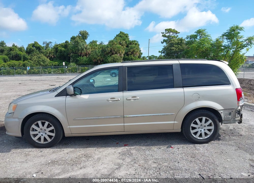 2013 CHRYSLER TOWN & COUNTRY TOURING VIN: 2C4RC1BG1DR696751