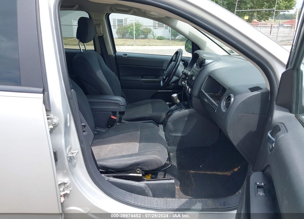2011 JEEP COMPASS VIN: 1J4NF1FB7BD134738