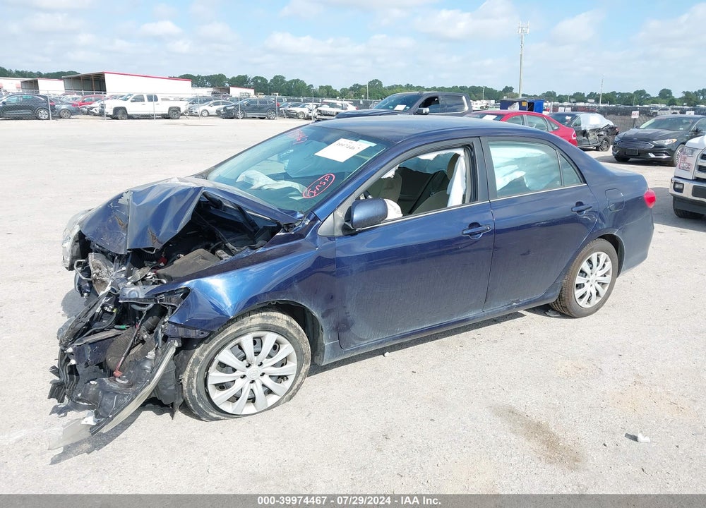 2013 TOYOTA COROLLA LE VIN: 2T1BU4EE7DC987068