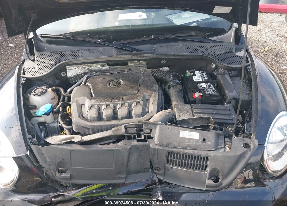 2018 VOLKSWAGEN BEETLE 2.0T COAST/2.0T S VIN: 3VWFD7AT4JM701877