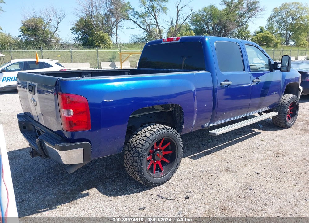 2011 CHEVROLET SILVERADO 2500HD WORK TRUCK VIN: 1GC1KVCG0BF131093