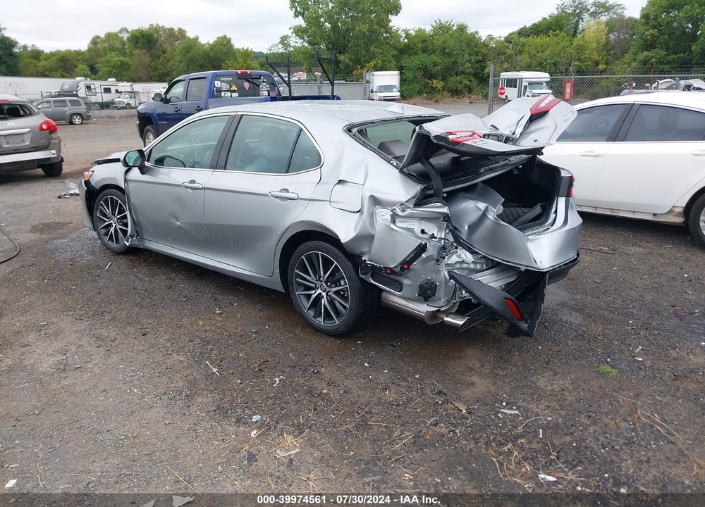 2024 TOYOTA CAMRY HYBRID XLE VIN: 4T1F31AK8RU071679