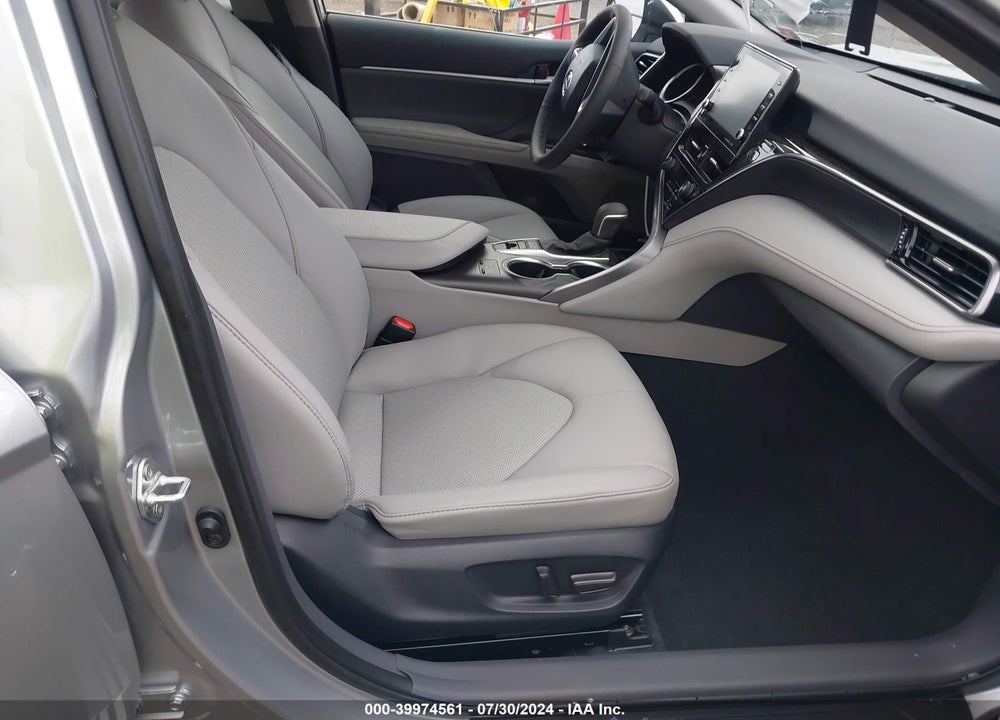 2024 TOYOTA CAMRY HYBRID XLE VIN: 4T1F31AK8RU071679