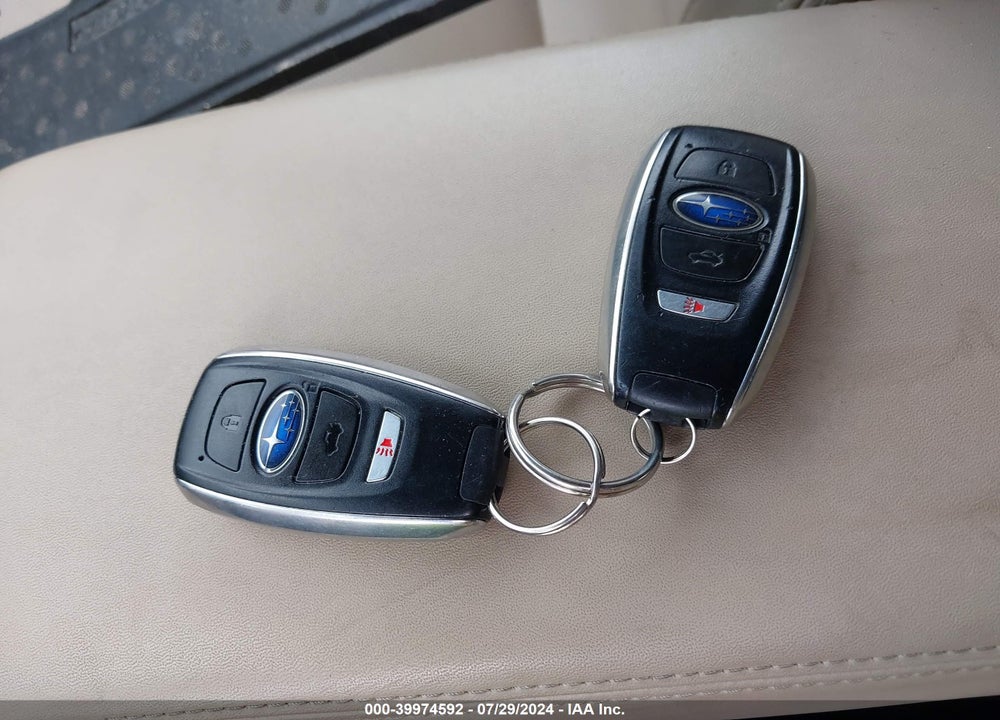 2018 SUBARU OUTBACK 2.5I LIMITED VIN: 4S4BSANCXJ3308610