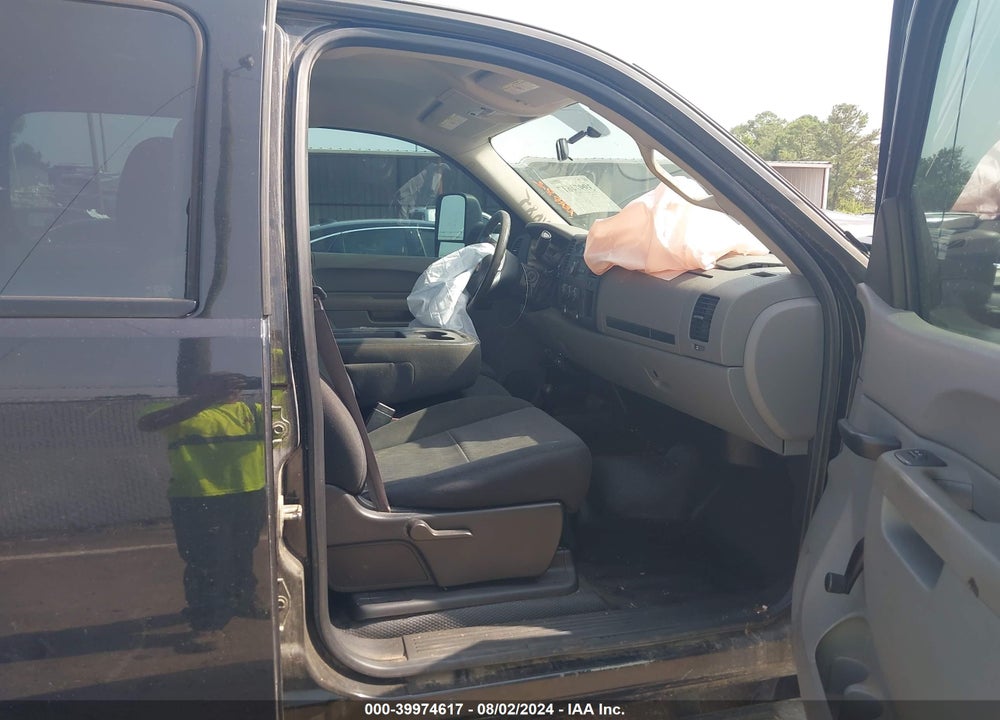2014 CHEVROLET SILVERADO 2500HD WORK TRUCK VIN: 1GC1KVCGXEF181150