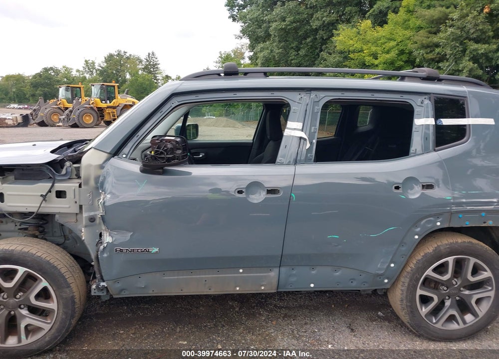 2017 JEEP RENEGADE LATITUDE 4X4 VIN: ZACCJBBB8HPF22336
