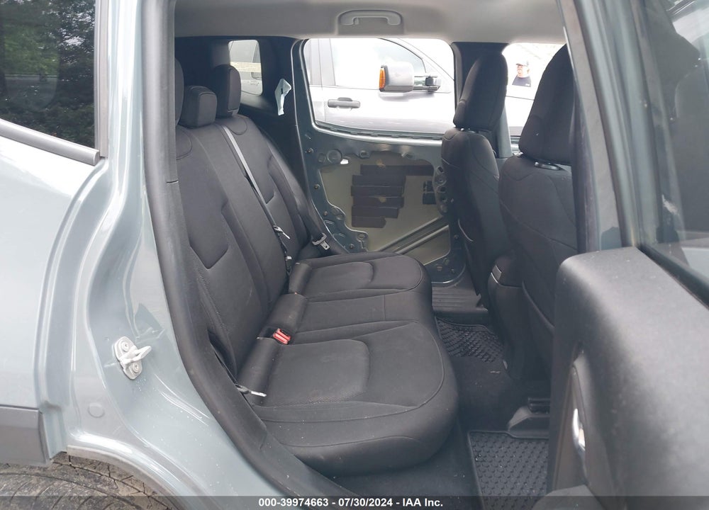 2017 JEEP RENEGADE LATITUDE 4X4 VIN: ZACCJBBB8HPF22336