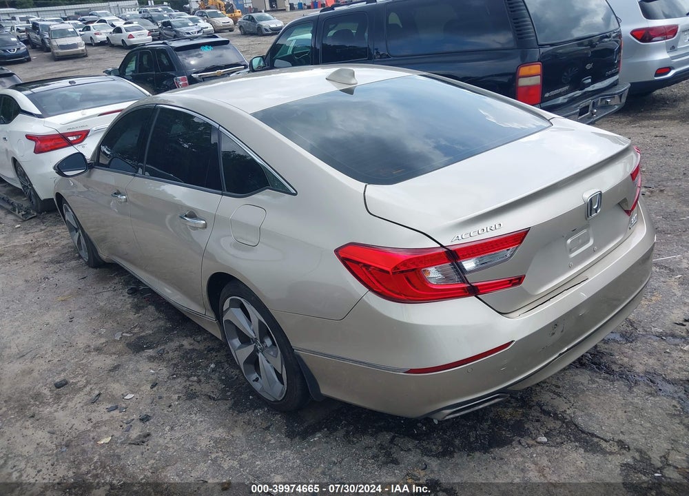 2018 HONDA ACCORD TOURING 2.0T VIN: 1HGCV2F99JA028022
