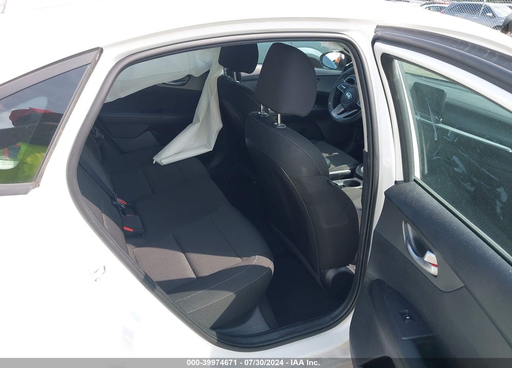 2021 KIA FORTE LXS VIN: 3KPF24AD2ME306837