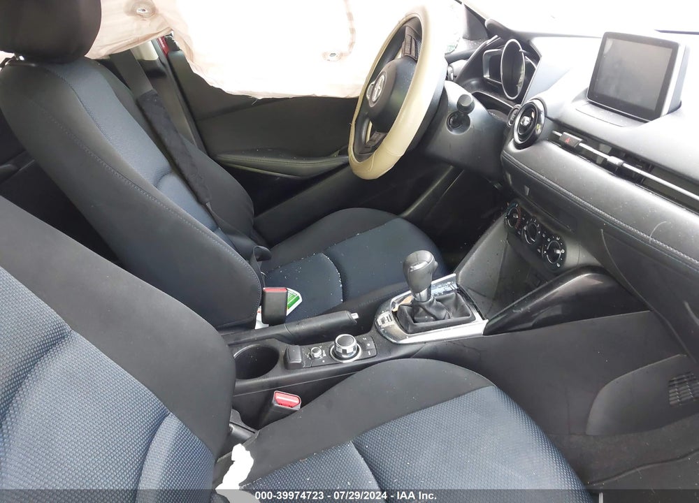 2016 SCION IA VIN: 3MYDLBZV2GY132830
