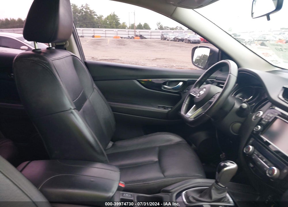 2017 NISSAN ROGUE SPORT SL VIN: JN1BJ1CPXHW024452