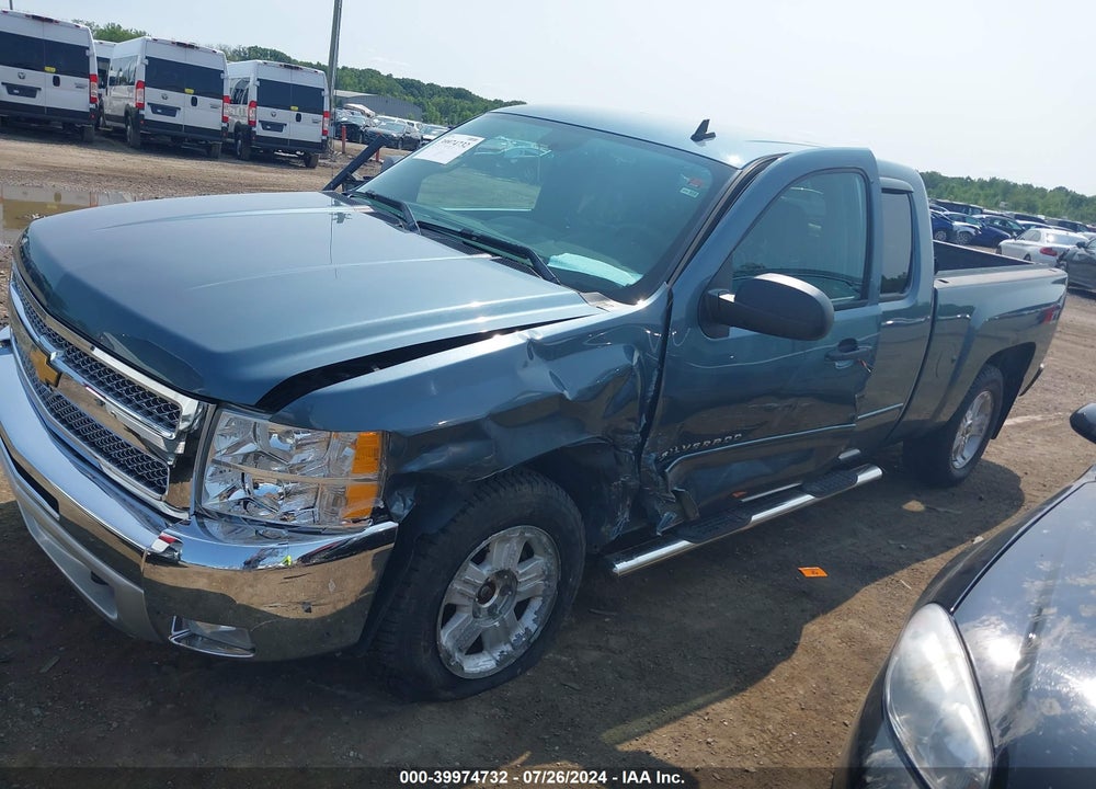 2013 CHEVROLET SILVERADO 1500 LT VIN: 1GCRKSE77DZ316533