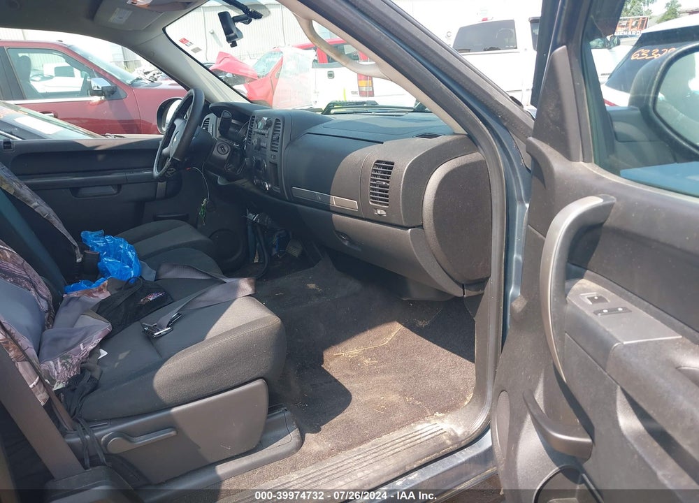 2013 CHEVROLET SILVERADO 1500 LT VIN: 1GCRKSE77DZ316533