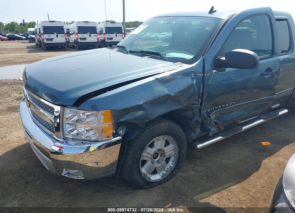2013 CHEVROLET SILVERADO 1500 LT VIN: 1GCRKSE77DZ316533