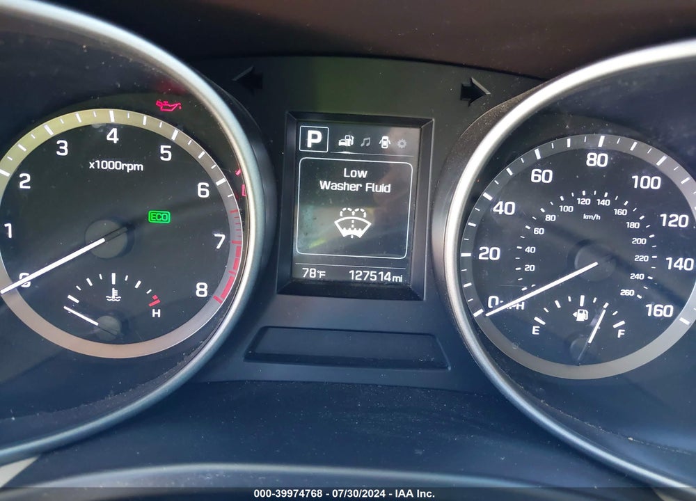 2017 HYUNDAI SANTA FE SE VIN: KM8SM4HF9HU176400