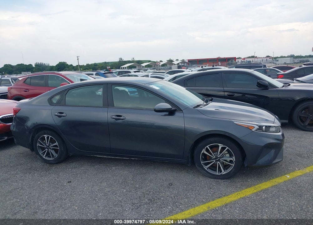 2022 KIA FORTE LXS VIN: 3KPF24AD8NE418155