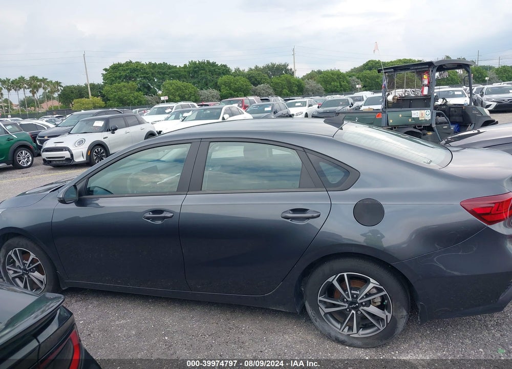 2022 KIA FORTE LXS VIN: 3KPF24AD8NE418155
